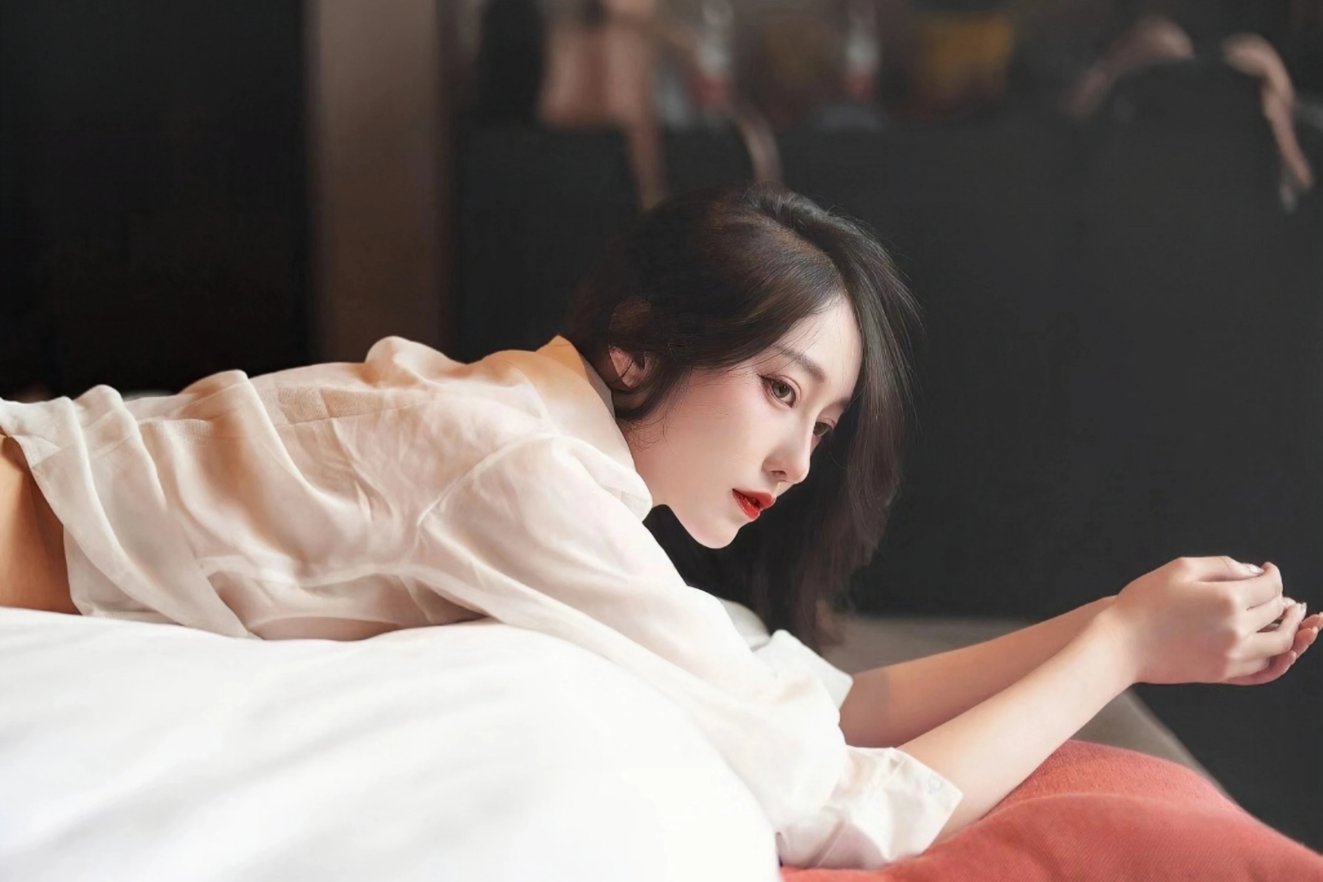 印尼央行下调基准利率至5.25%